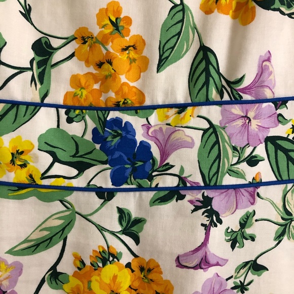 Ann Taylor Dress Size 2 - Picture 2 of 4